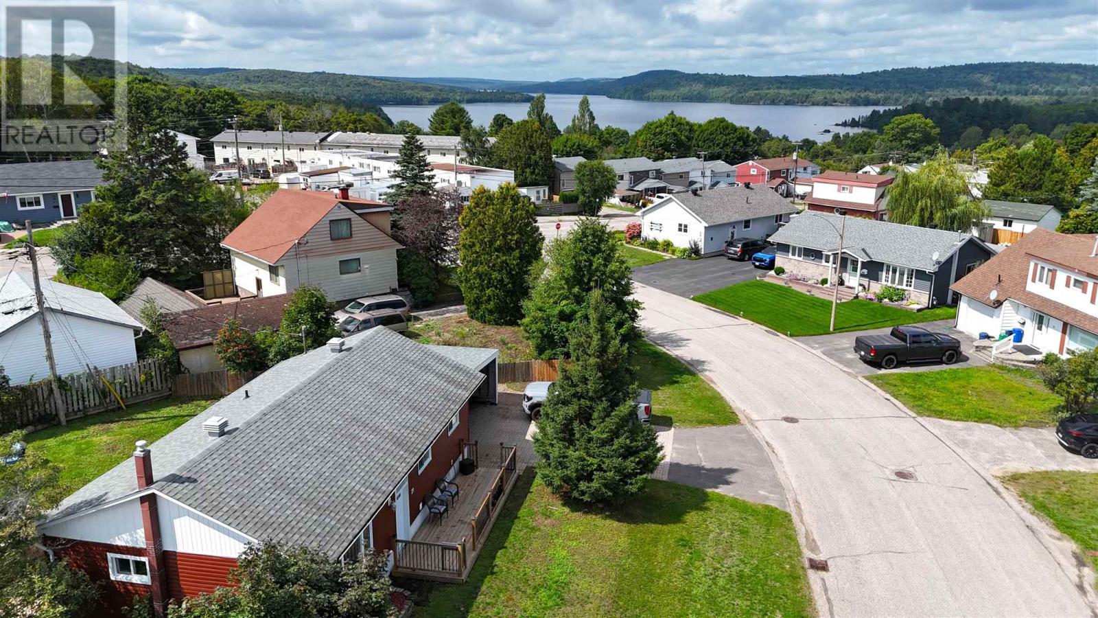 29 Birch RD, Elliot Lake — photo 3