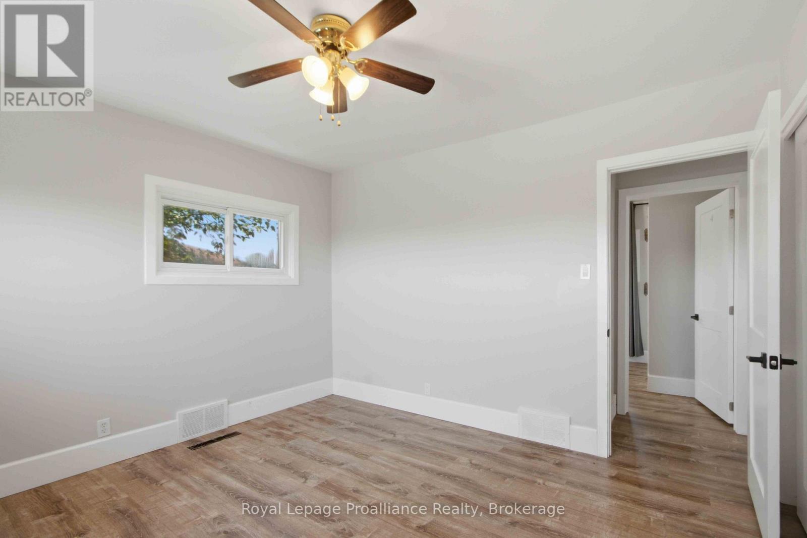 302 KING STREET - Image 19