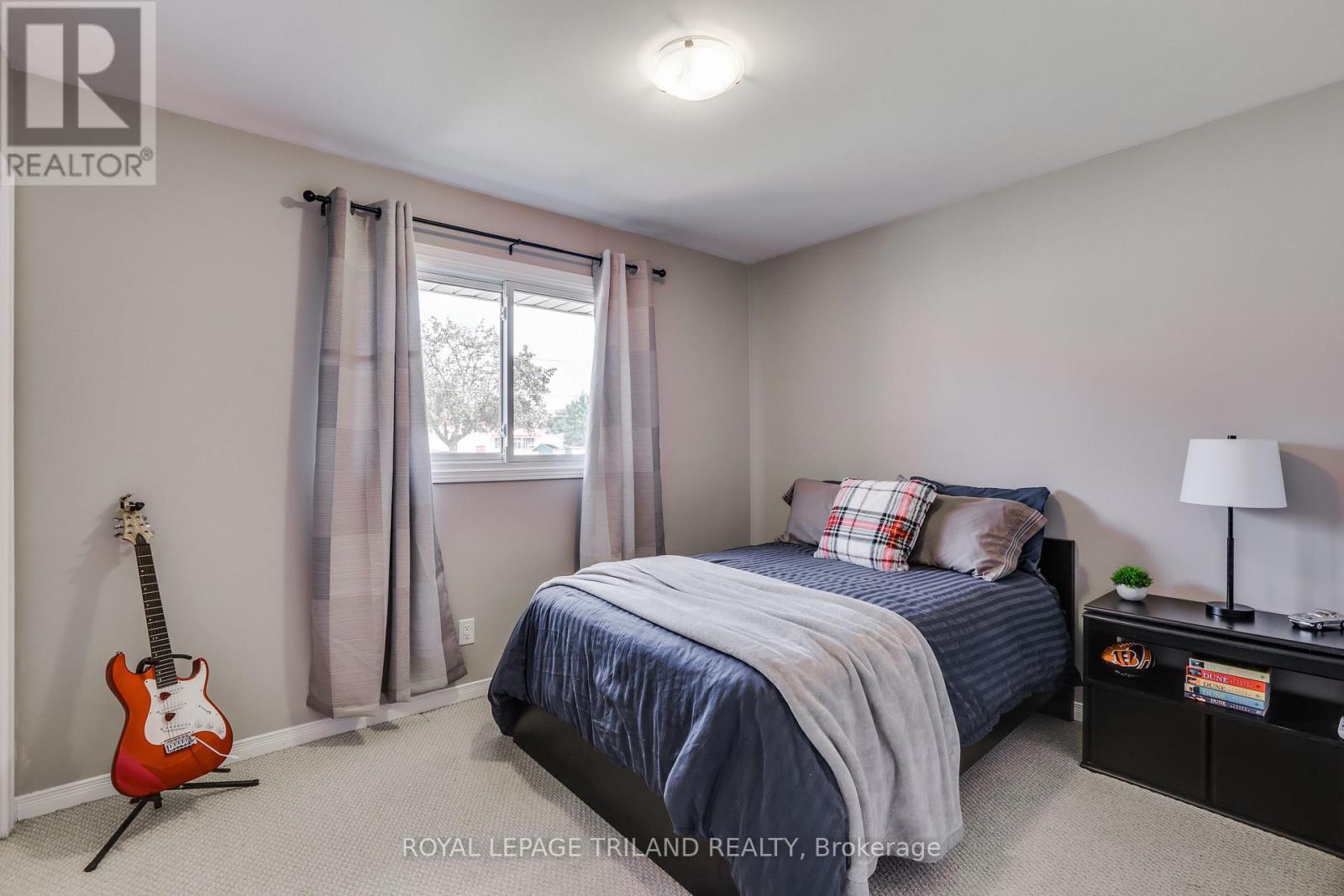 224 MCKELLAR STREET - 14