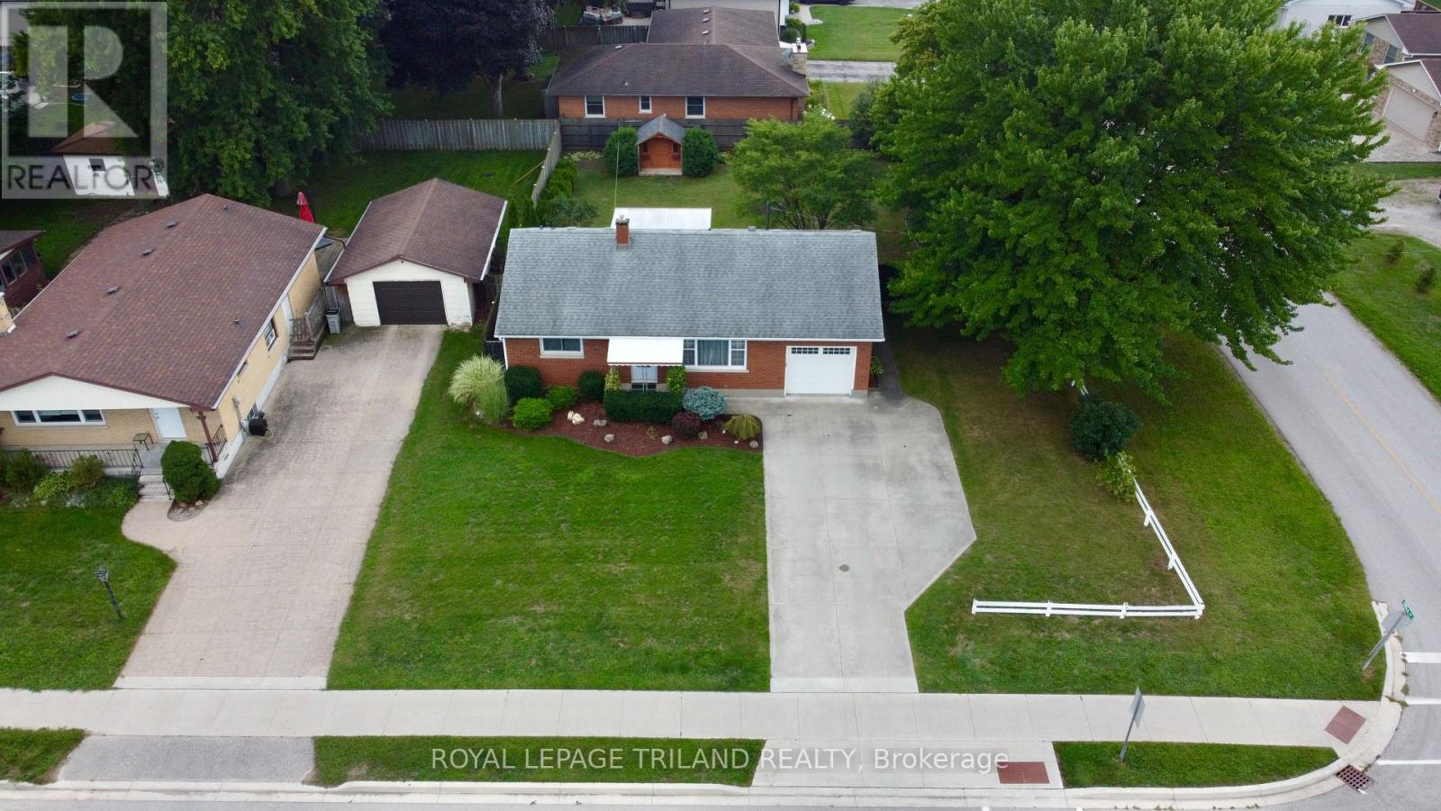 224 MCKELLAR STREET - Image 39
