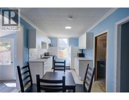 Mud room - 169 George Street, Brantford, ON N3T2Z2 Photo 6