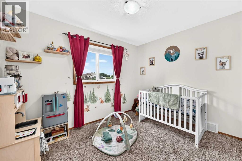 4486 54A Avenue Crescent - 21