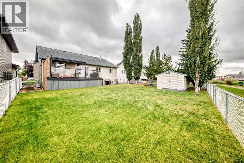 4486 54A Avenue Crescent - 39