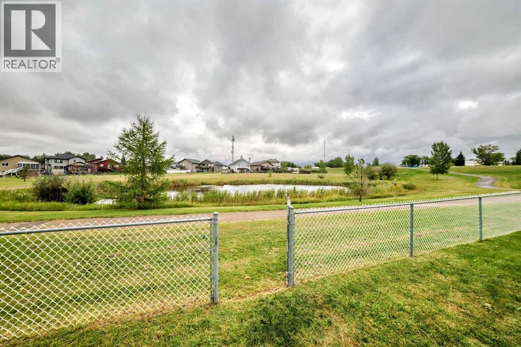 4486 54A Avenue Crescent - 46