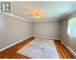 54 Premier Drive thumbnail 39