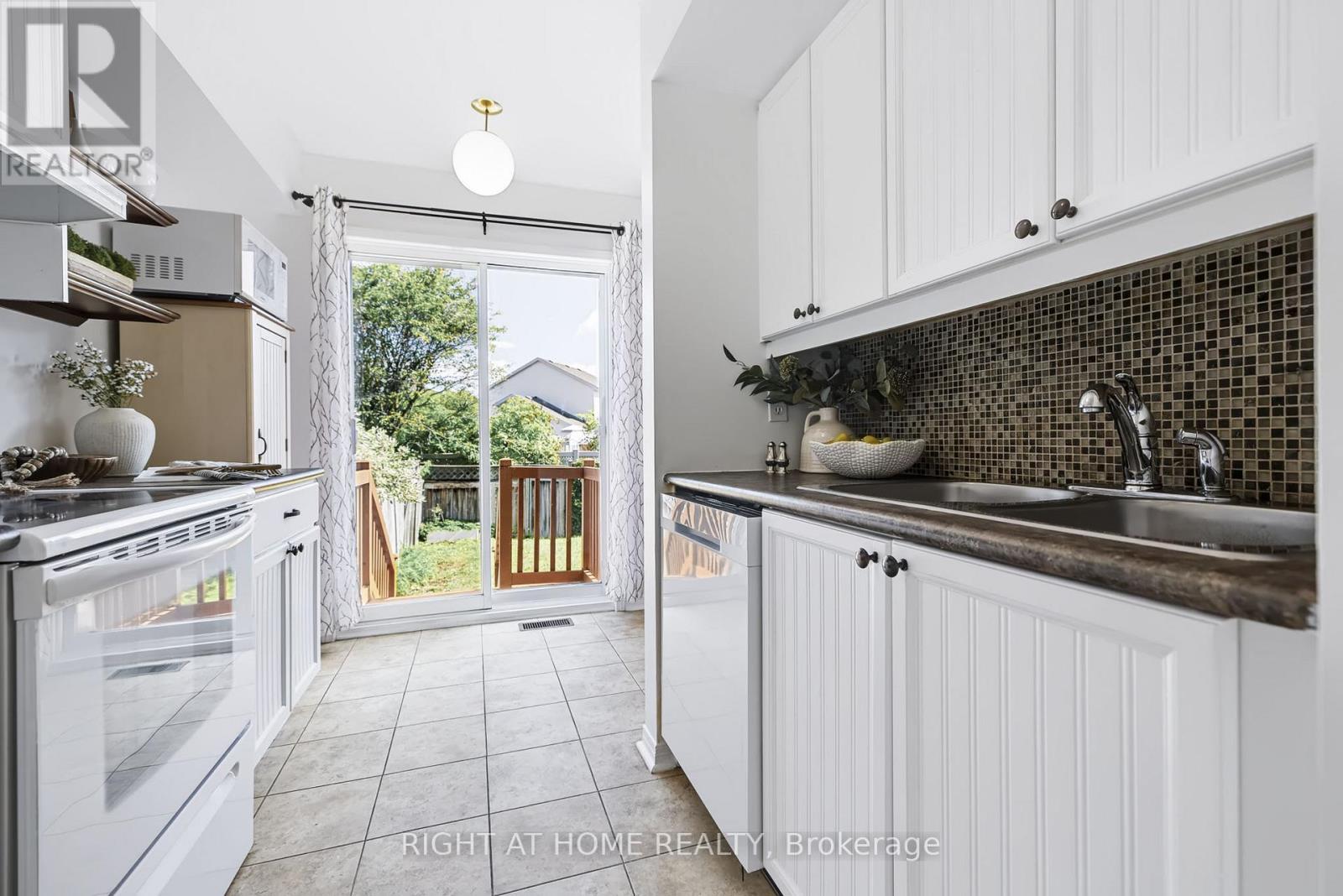105 CRAMPTON DRIVE - 16