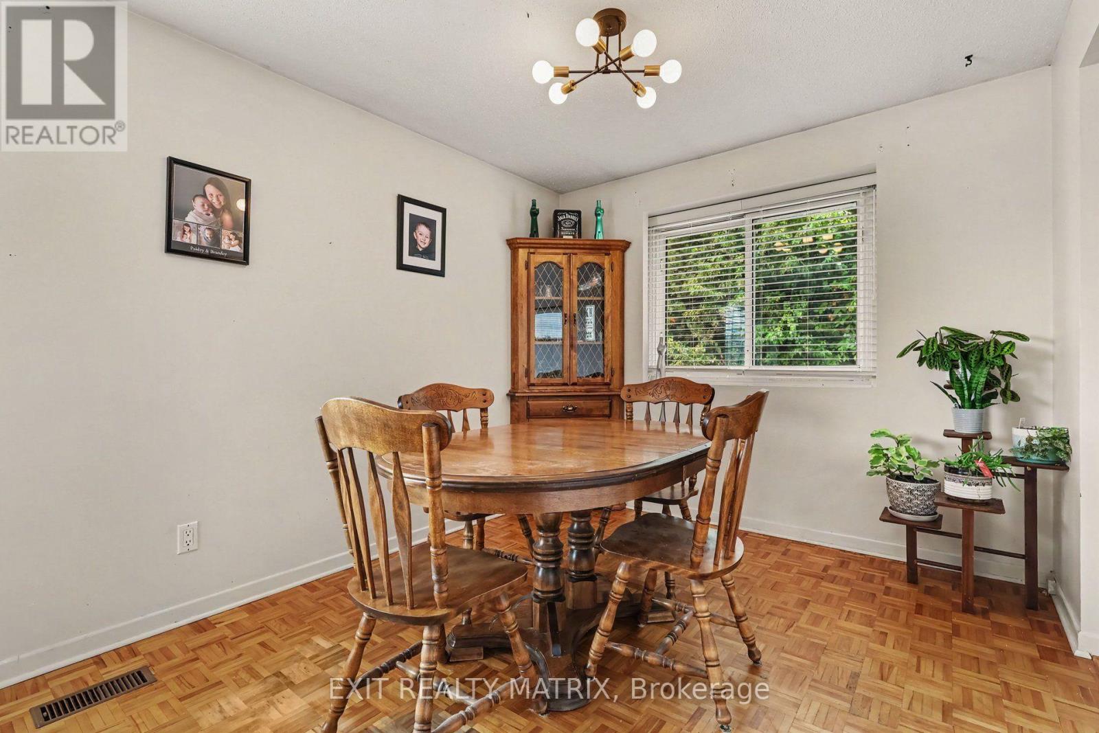 1887 ELMRIDGE DRIVE - 11