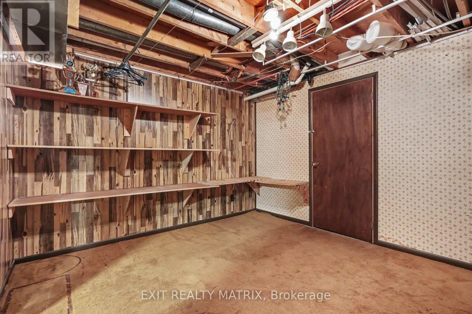 1887 ELMRIDGE DRIVE - 24
