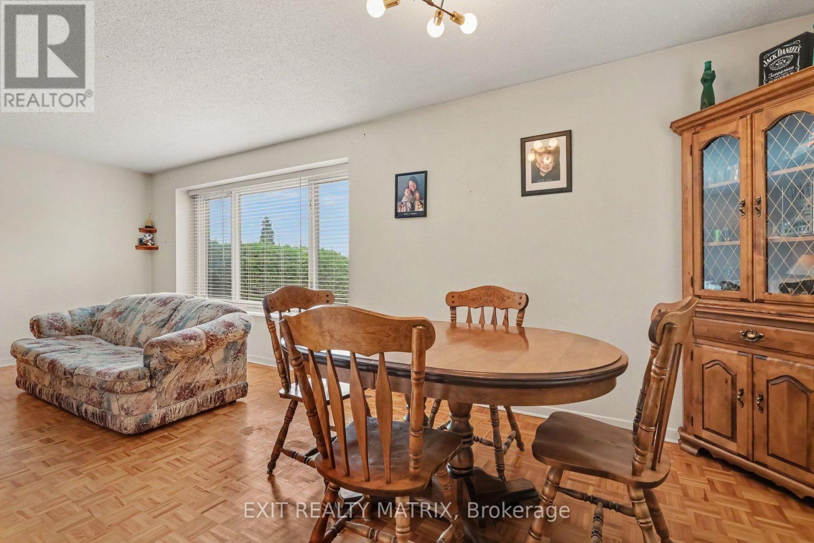 1887 ELMRIDGE DRIVE - 8