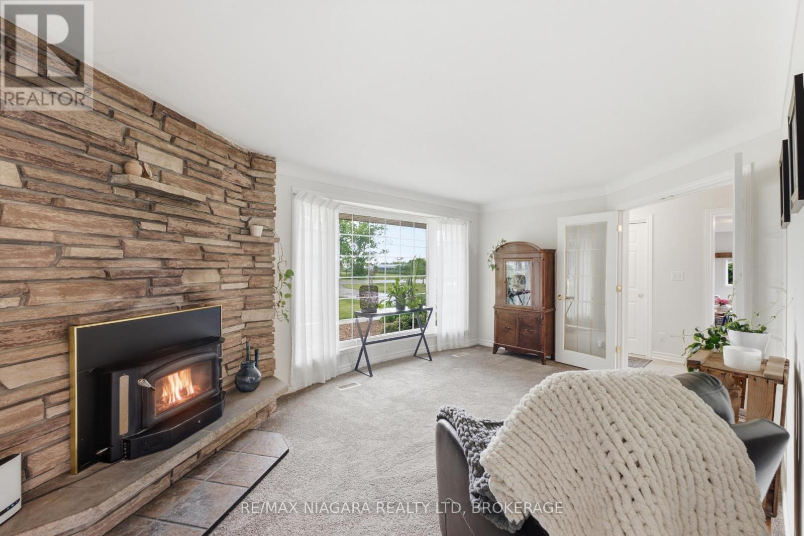 1042 LAKESHORE ROAD W, St. Catharines (Rural Port) — photo 6