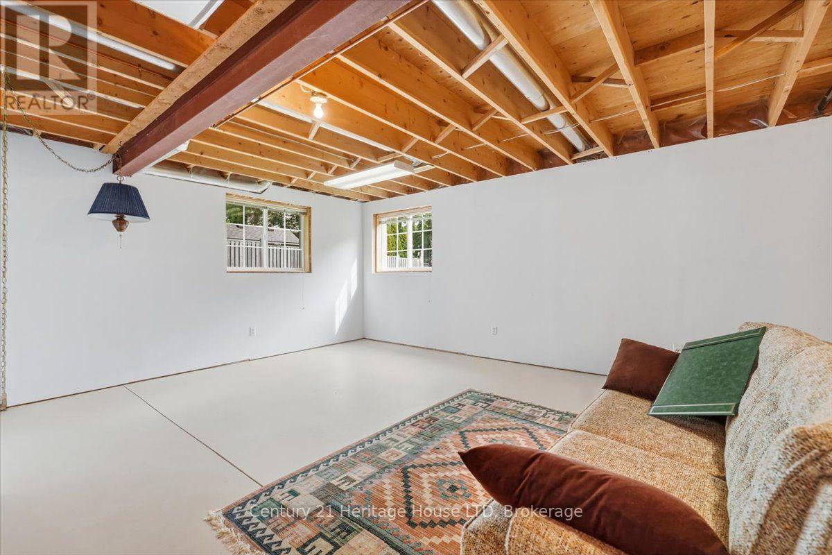 17 OAKRIDGE BOULEVARD - Image 31