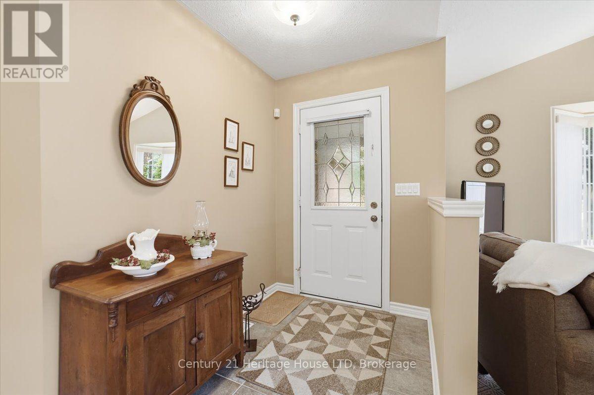 17 OAKRIDGE BOULEVARD - 6