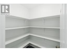 8139 Buckeye Crescent, Niagara Falls, ON L2H2Y6 Photo 17