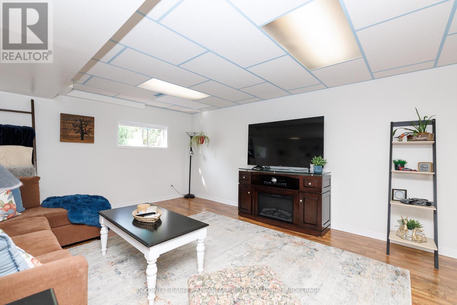 11 WOODLAND DRIVE - Image 19