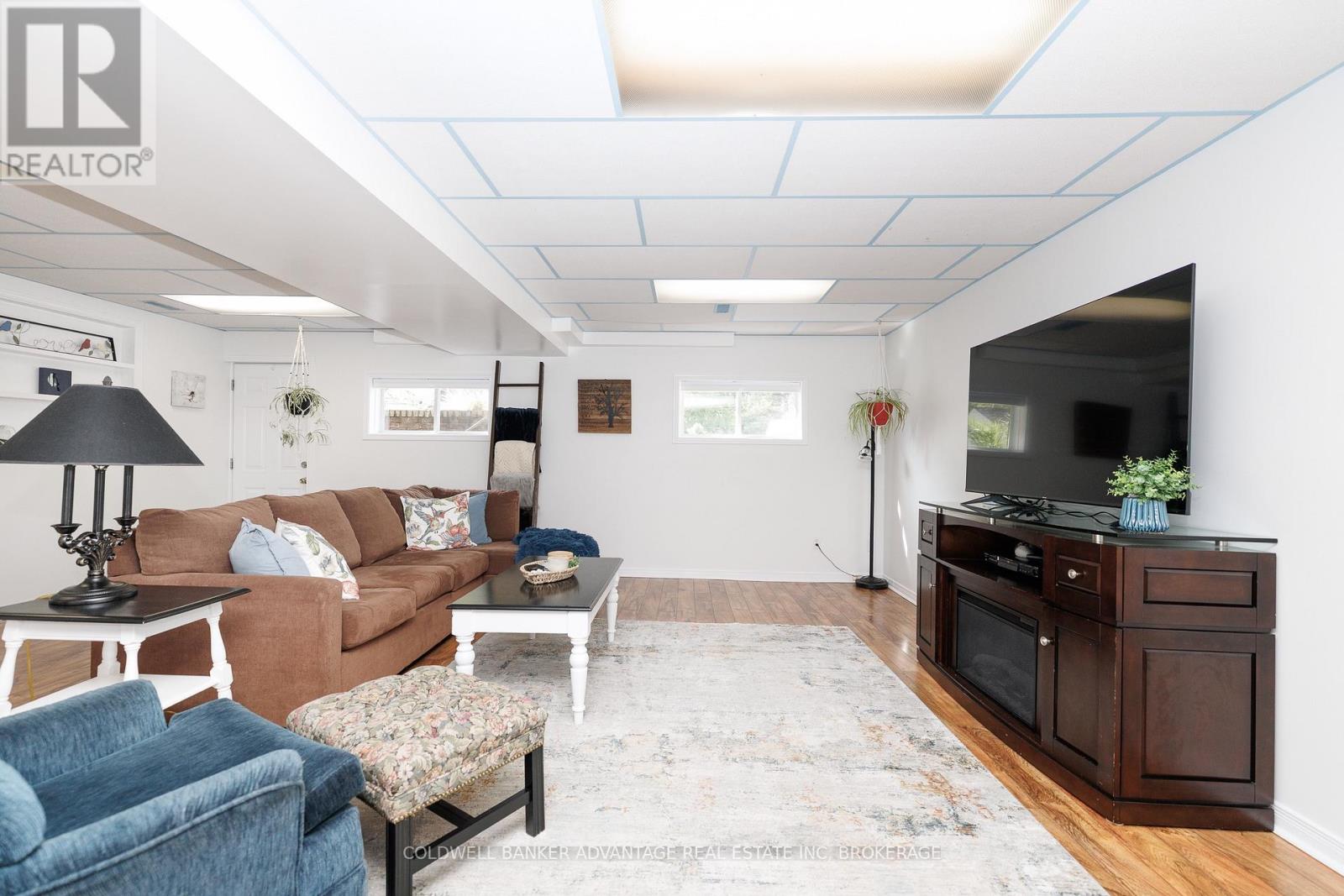 11 WOODLAND DRIVE - Image 20