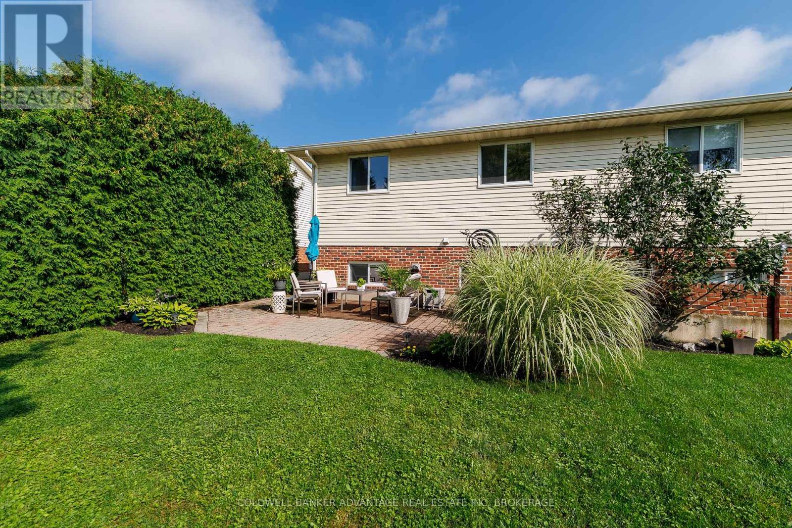 11 WOODLAND DRIVE - Image 24