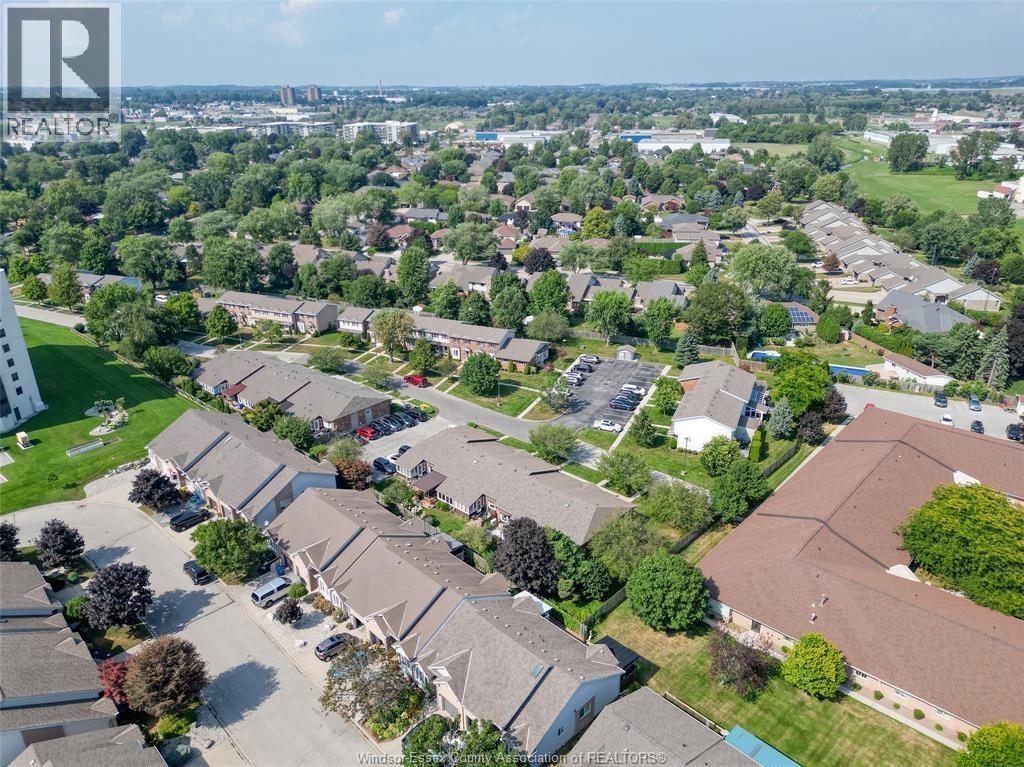 #20 7 CHERRY LANE - 48