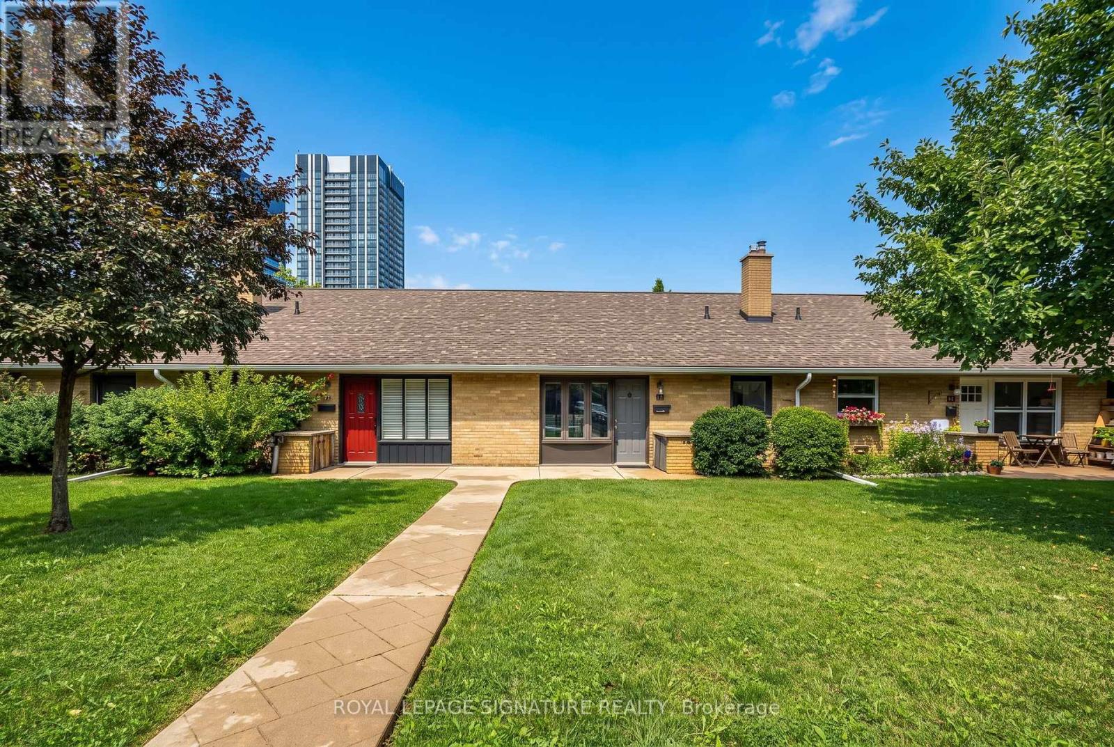 16 BURDOCK LANE - 2