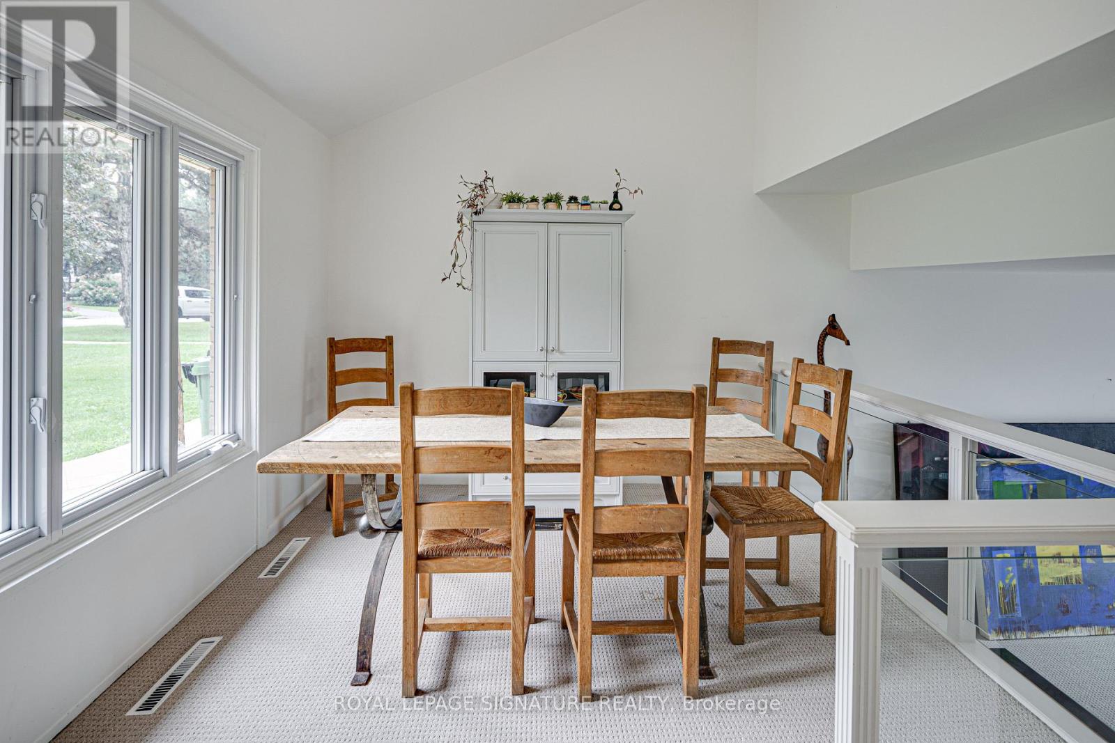16 BURDOCK LANE - 23
