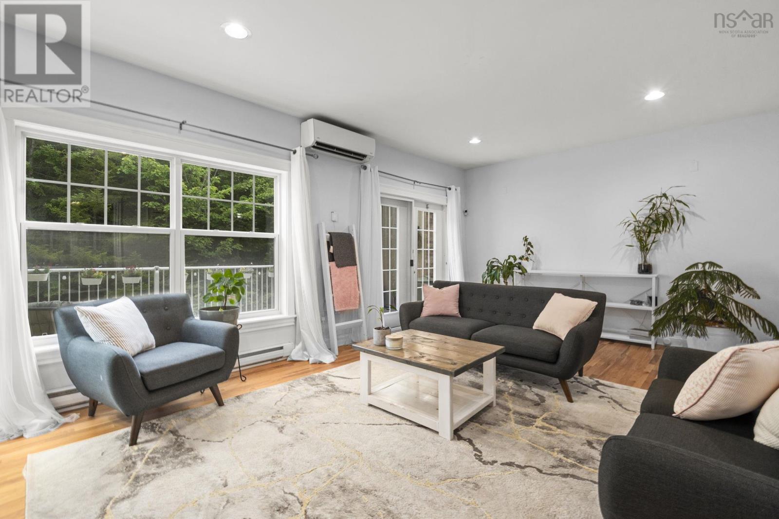 38 Greenside Lane - Image 10