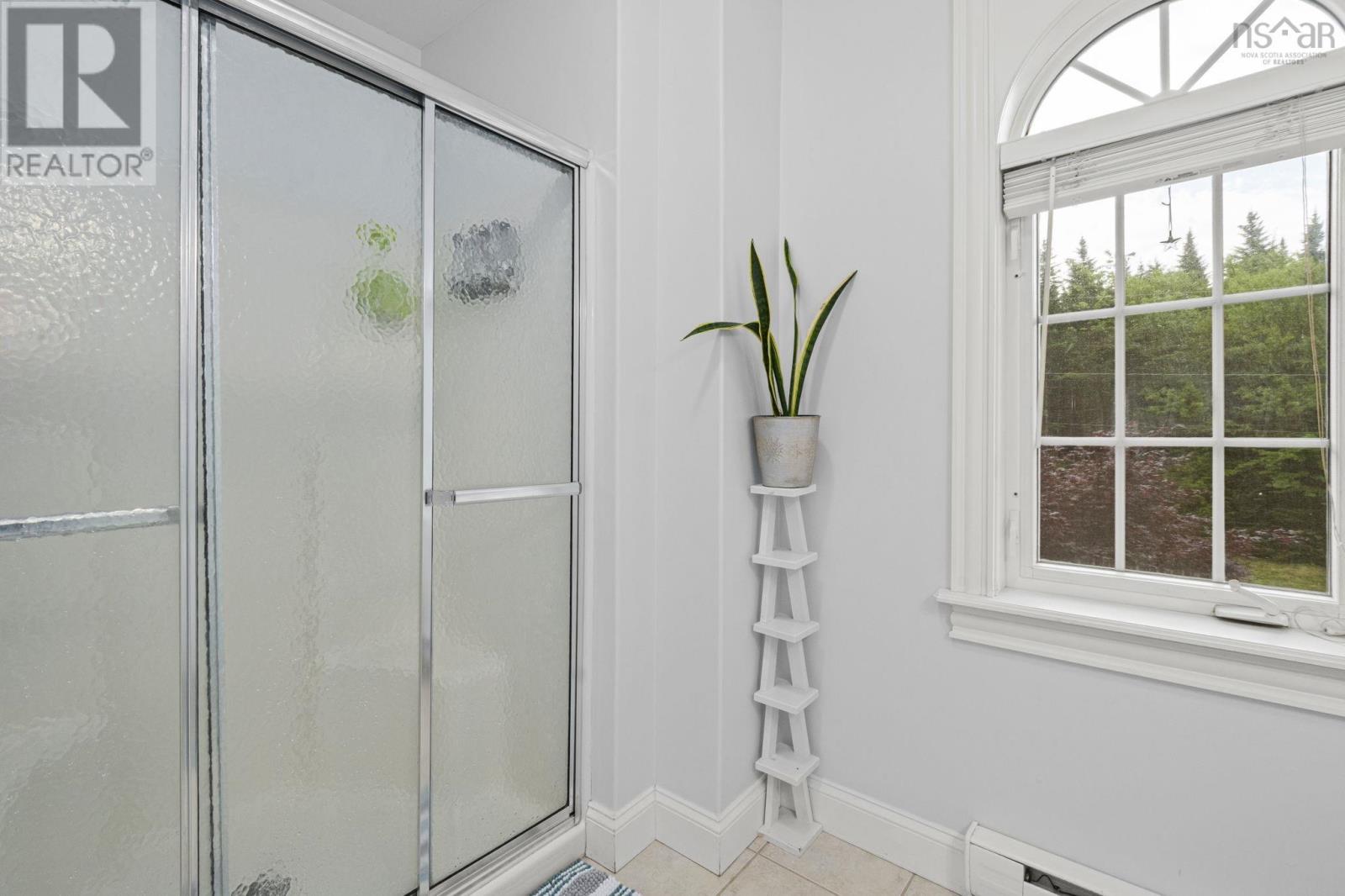 38 Greenside Lane - Image 29