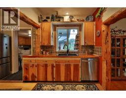 3pc Bathroom - 405 3 Avenue W, Cardston, AB T0K0K0 Photo 9
