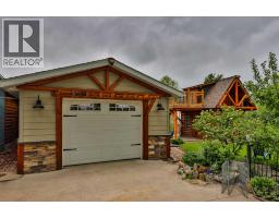 405 3 Avenue W, Cardston, AB T0K0K0 Photo 31