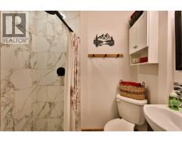 405 3 Avenue W, Cardston, AB T0K0K0 Photo 28