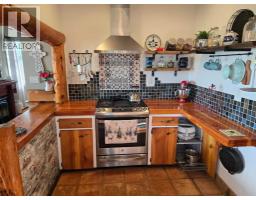 Laundry room - 405 3 Avenue W, Cardston, AB T0K0K0 Photo 10