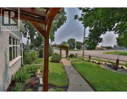 405 3 Avenue W, Cardston, AB T0K0K0 Photo 45