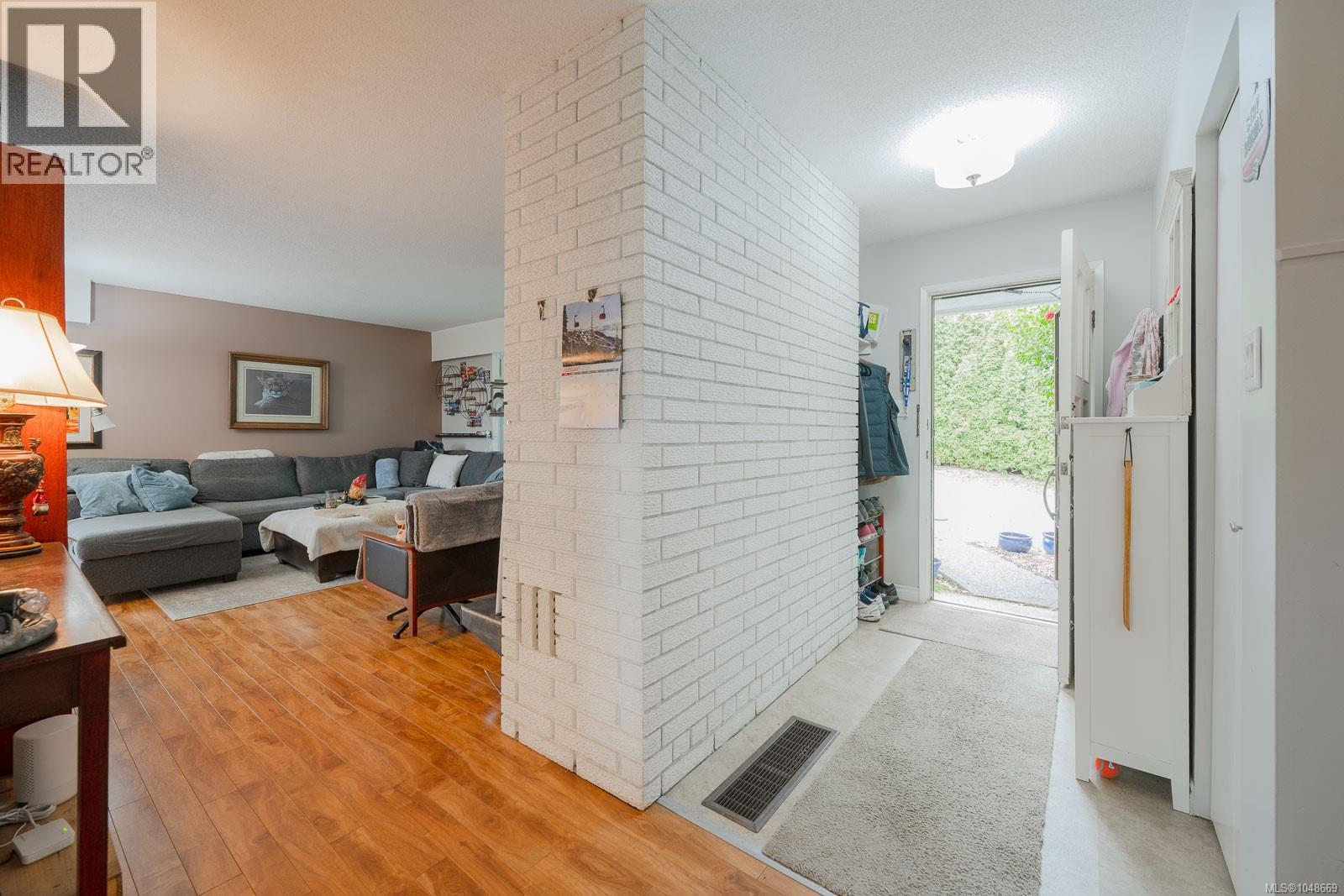 395 Dogwood Dr - 22