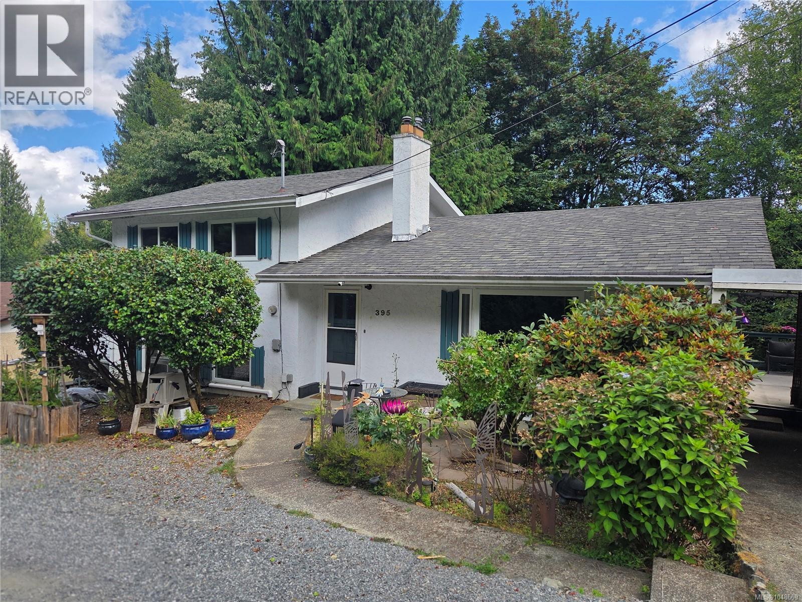 395 Dogwood Dr - 1