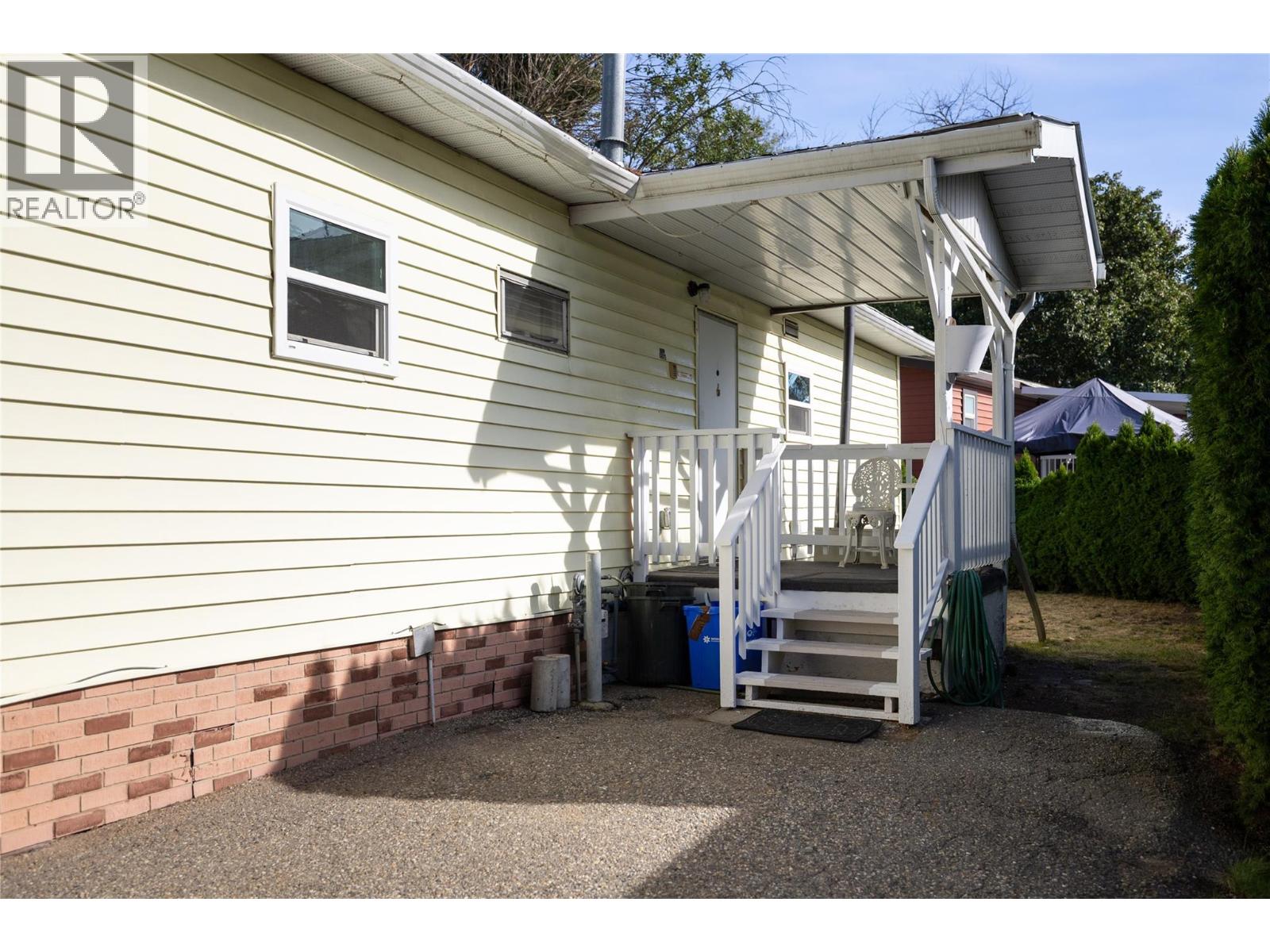 #23 4701 Pleasant Valley Road, Vernon, British Columbia, V1T4M7, Vernon, British Columbia — photo 4 of 5