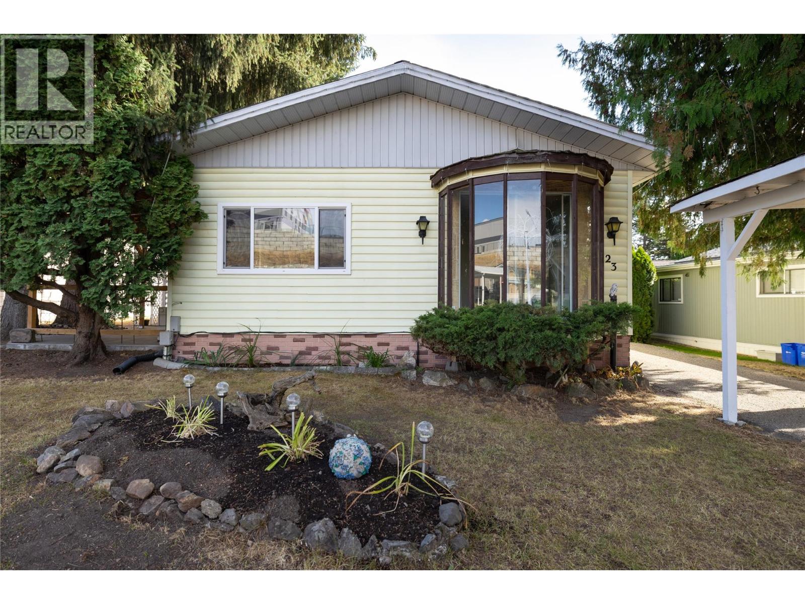 #23 4701 Pleasant Valley Road, Vernon, British Columbia, V1T4M7, Vernon, British Columbia — photo 2 of 5