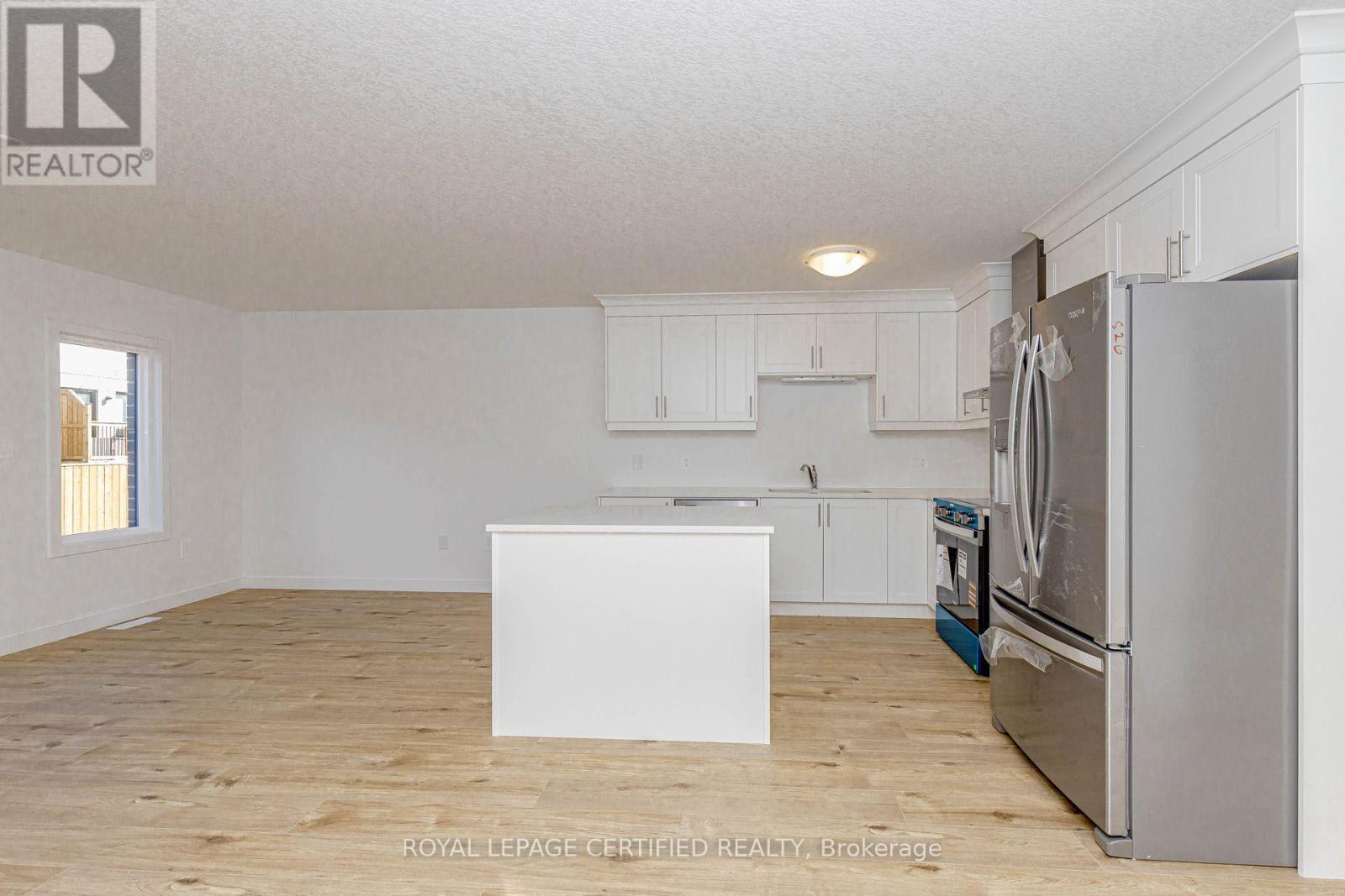 26 OAK FOREST COMMON CRESCENT, Cambridge — photo 7