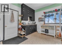 Enclosed porch - 75 Ontario Street, Lajord Rm No  128, SK S0G4E0 Photo 8
