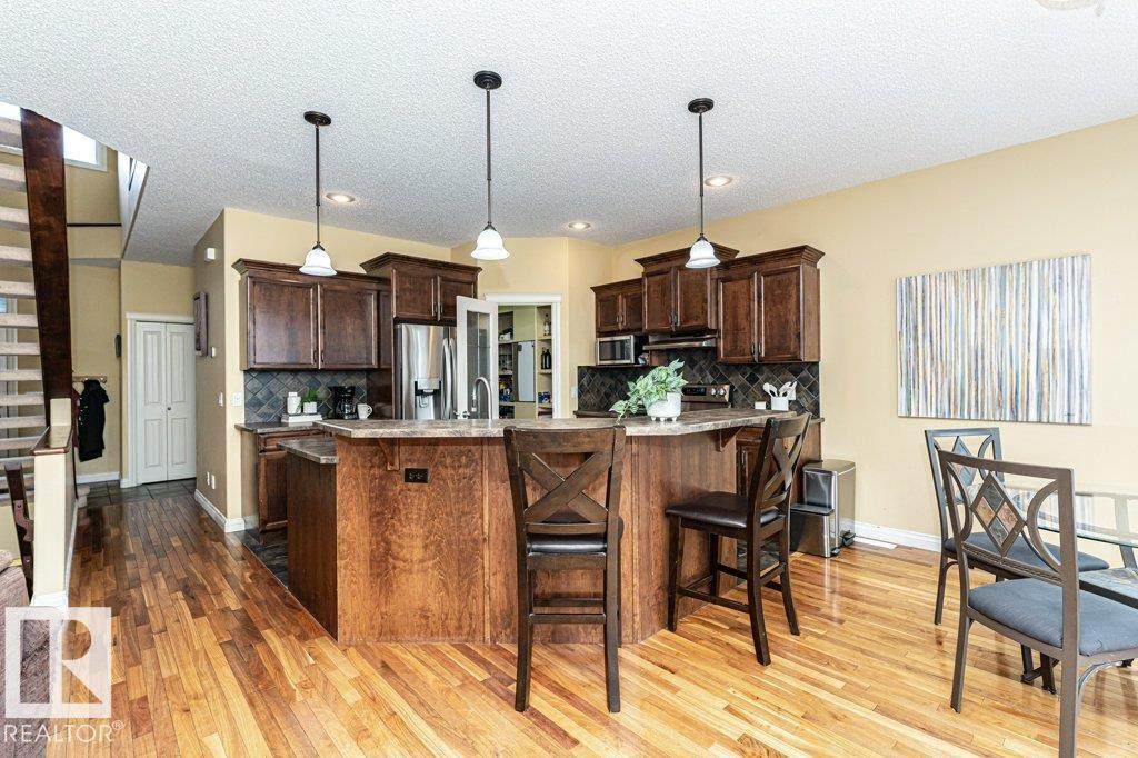 5111 CHATEAU CO - 16