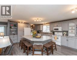 4pc Bathroom - 8 Caswell Close, Red Deer, AB T4P2T6 Photo 13
