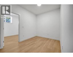 612 12 Avenue NE - photo 22