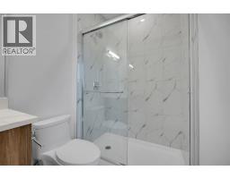 612 12 Avenue NE - photo 19