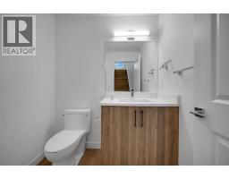 612 12 Avenue NE - photo 8