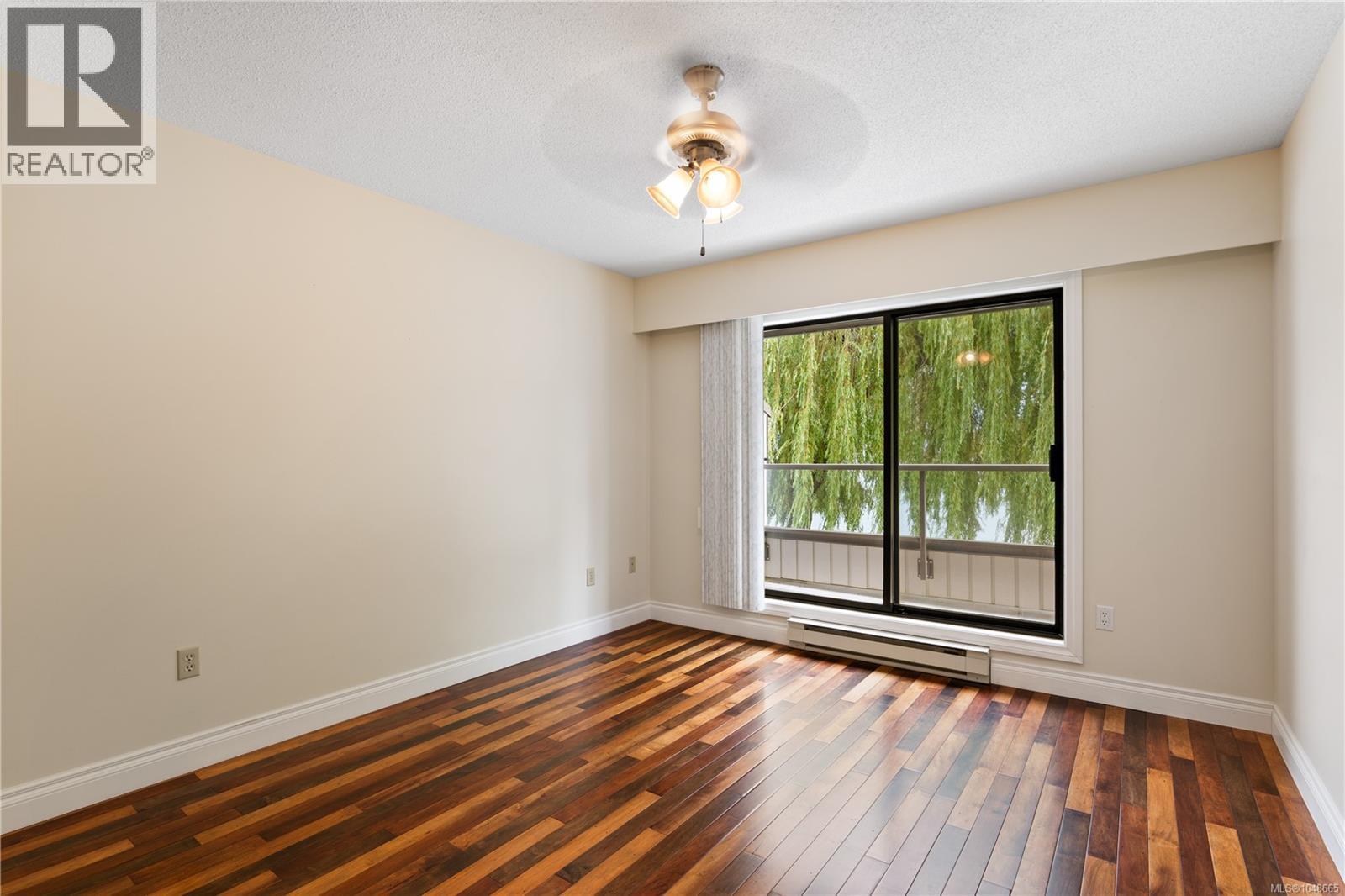 15 10457 Resthaven Drive, Sidney