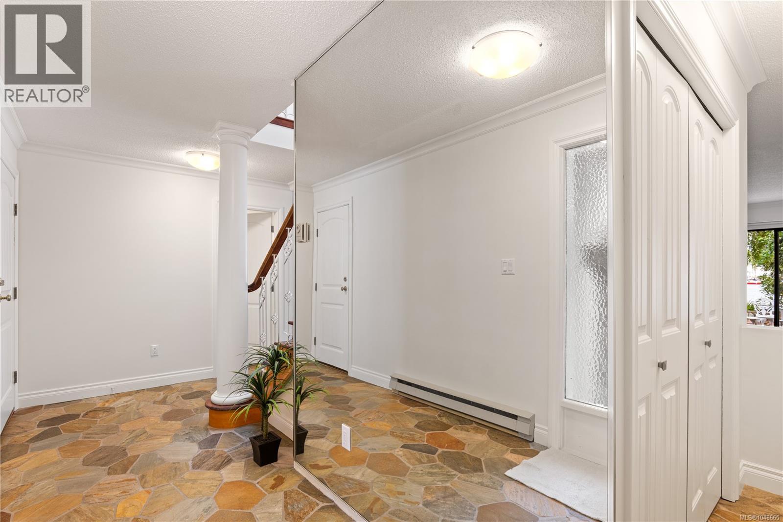 15 10457 Resthaven Drive, Sidney