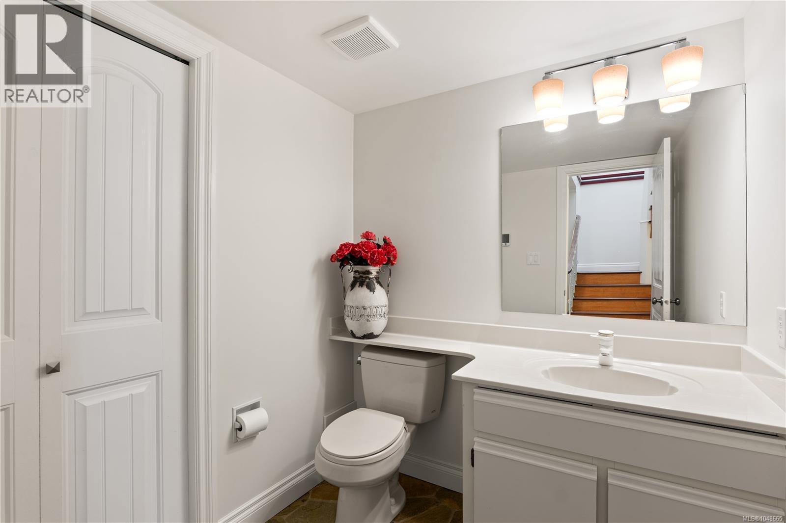 15 10457 Resthaven Drive, Sidney