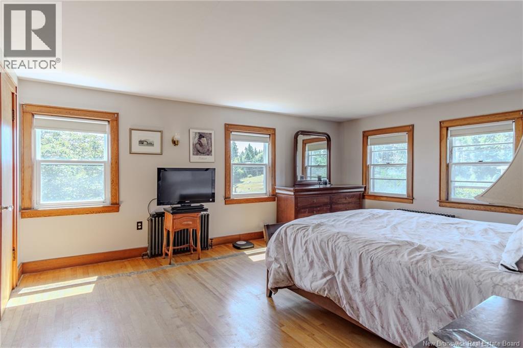 639 Main Street - Image 27