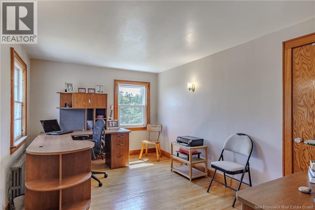 639 Main Street - Image 29