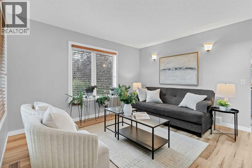167 Fairways Close Northwest, Airdrie, Alberta, T4B2P4, Airdrie, Alberta — photo 3 of 5