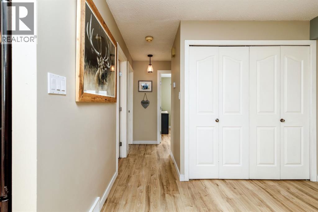 Listing photo – 152 Dundee Crescent, Penhold