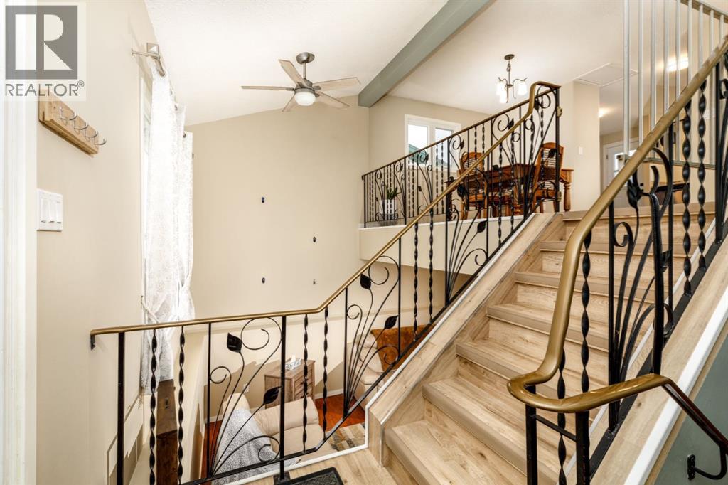 Listing photo – 152 Dundee Crescent, Penhold