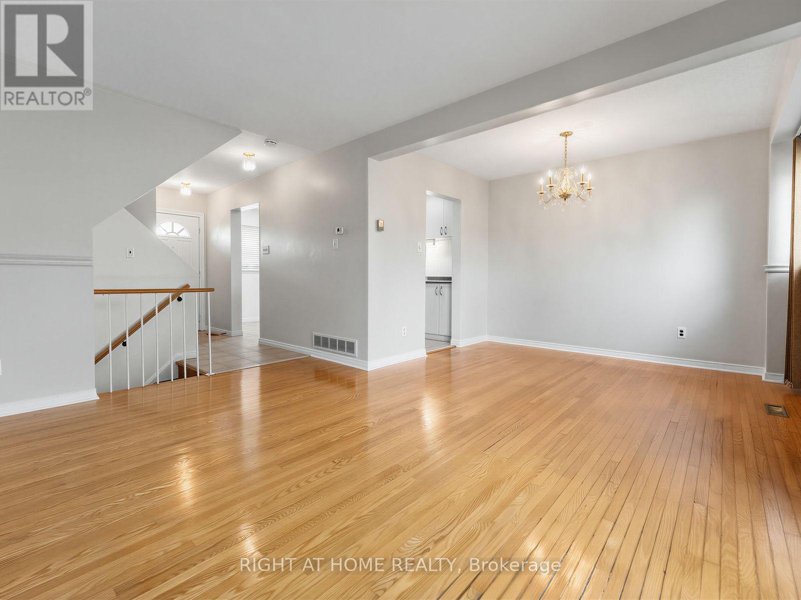 10 - 10 FLEETWOOD CRESCENT, Brampton (Southgate) — photo 9